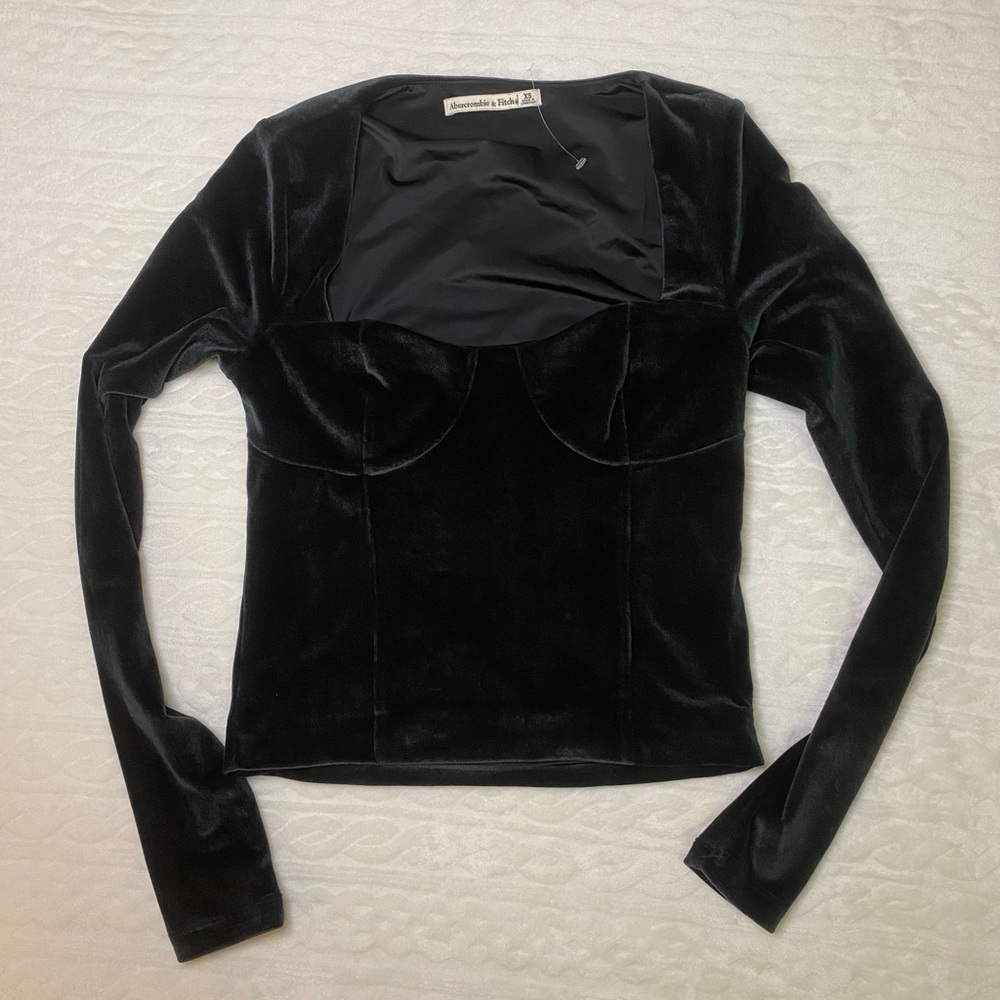 Abercrombie top size xs